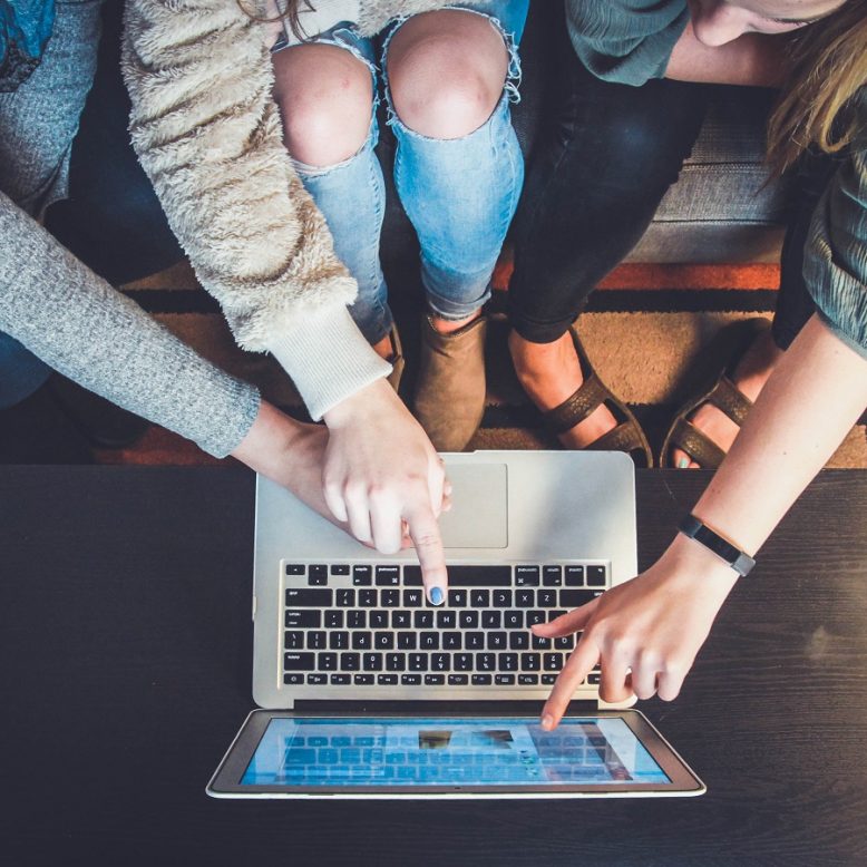 Web Graphic Designer Web Graphic Designer